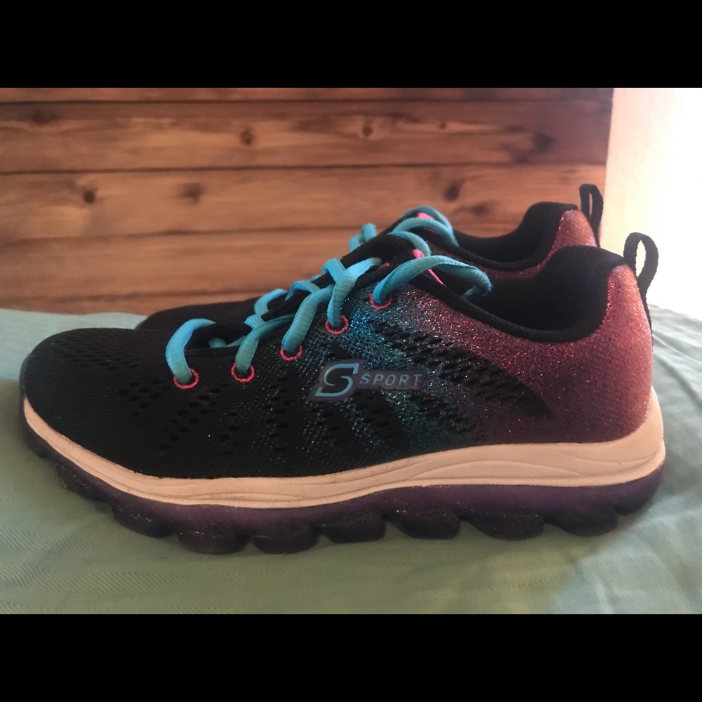 Skechers Sport Girls Sneakers in Size 2